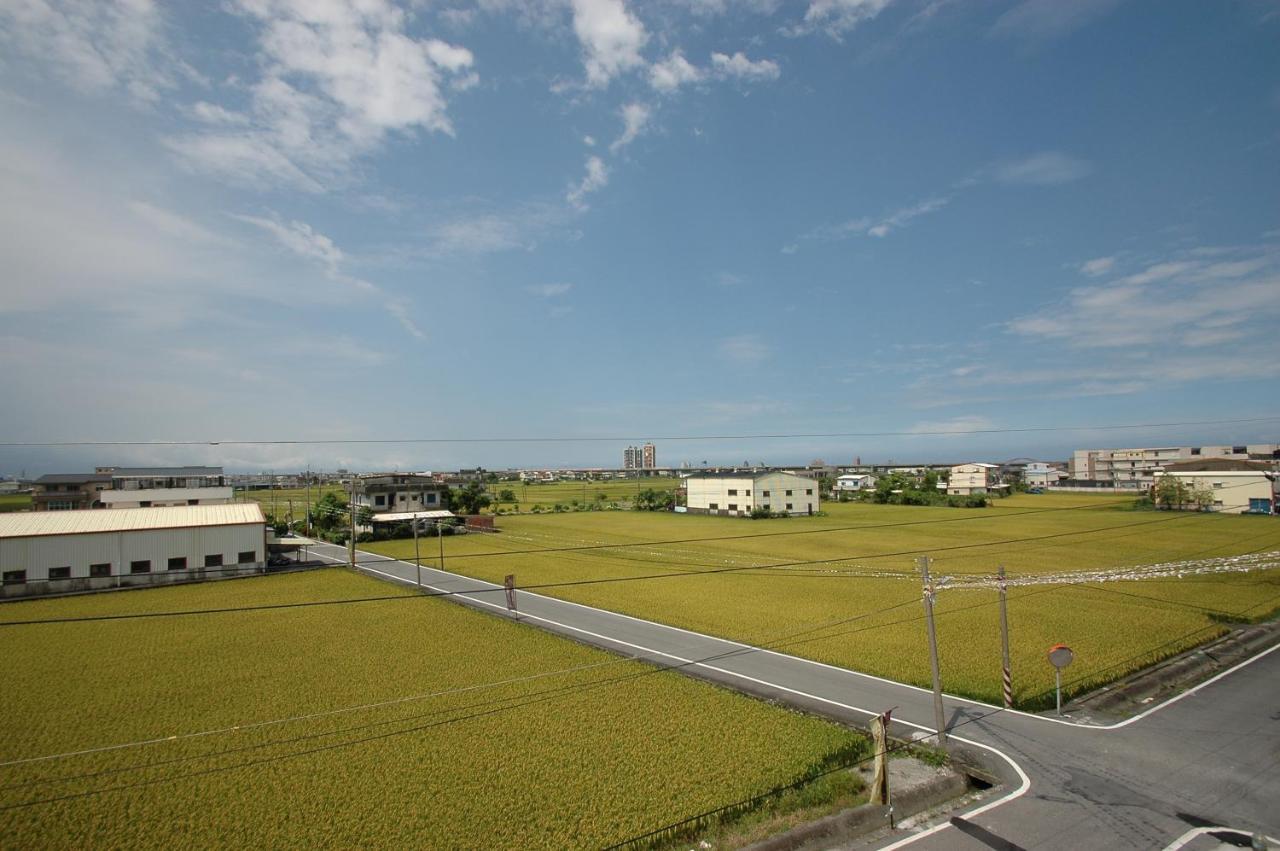 左岸villa 電動麻將k歌包棟主題派對 Luodong Bagian luar foto